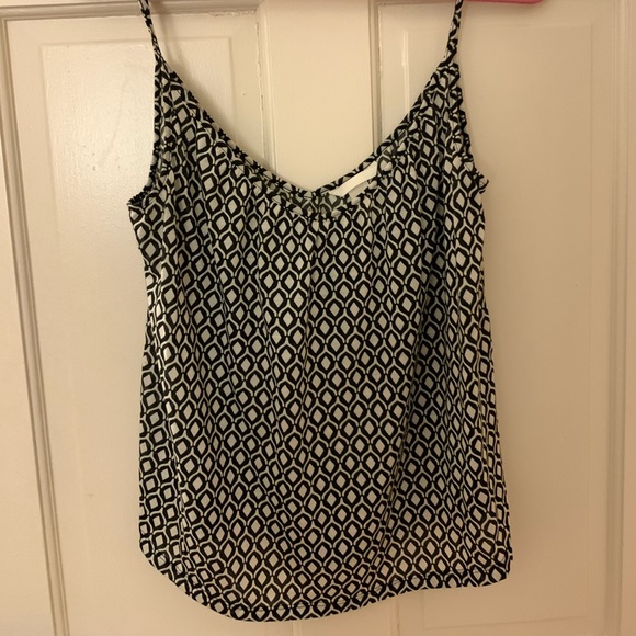 Patterned tank - Picture 2 of 3